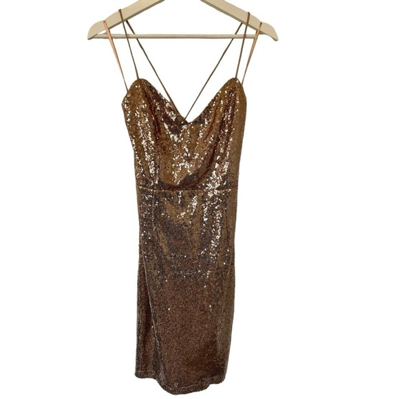 AAKAA GOLD SEQUIN OPEN BACK DRESS  SIZE SMALL - Picture 1 of 5